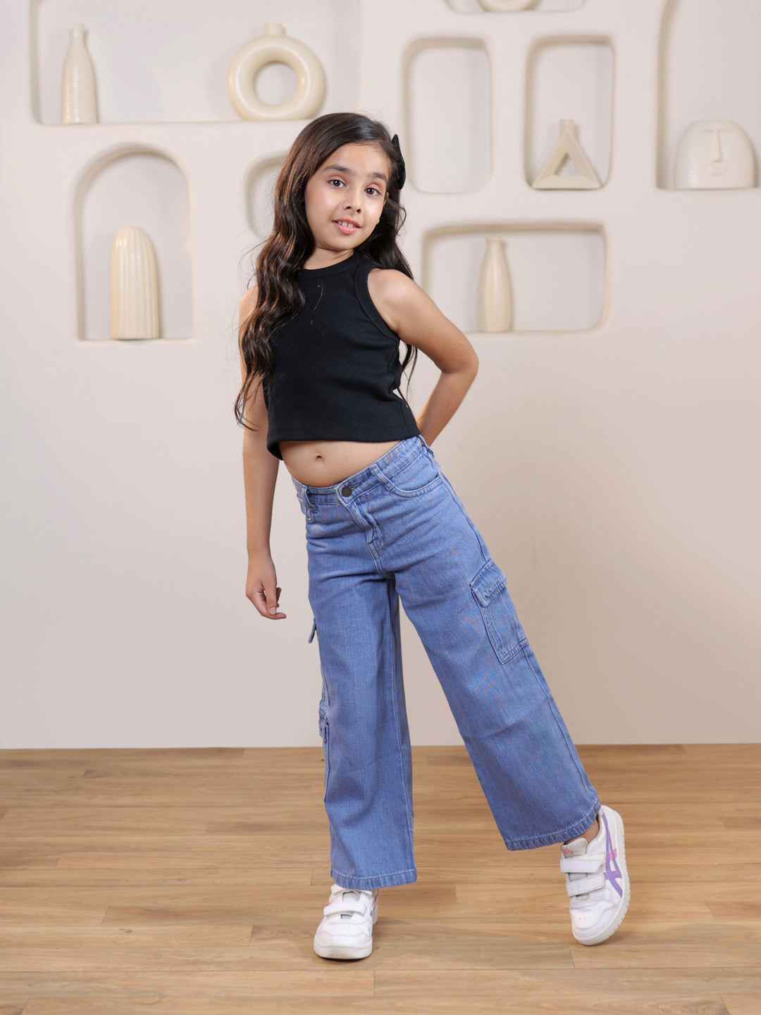 Ribbed sleeveless crop top with cotton denim cargo
