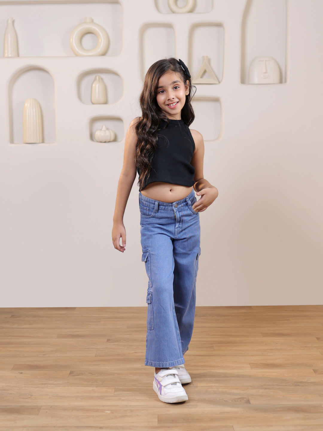 Ribbed sleeveless crop top with cotton denim cargo