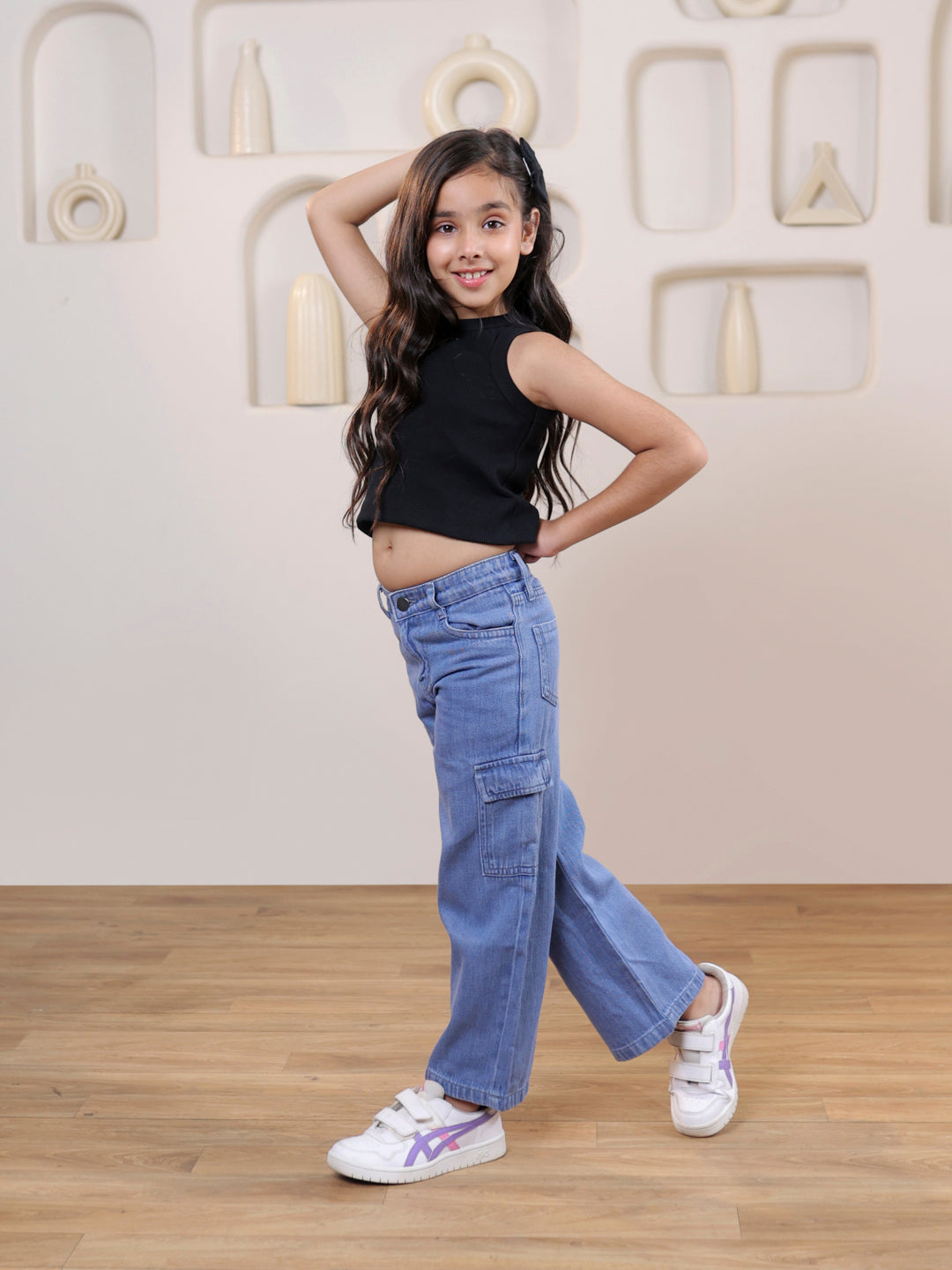 Ribbed sleeveless crop top with cotton denim cargo