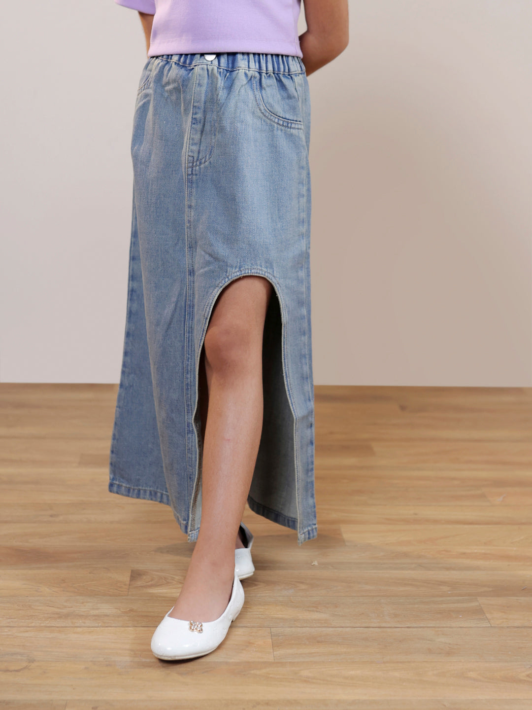 Ribbed one shoulder top and solid front slit maxi denim skirt