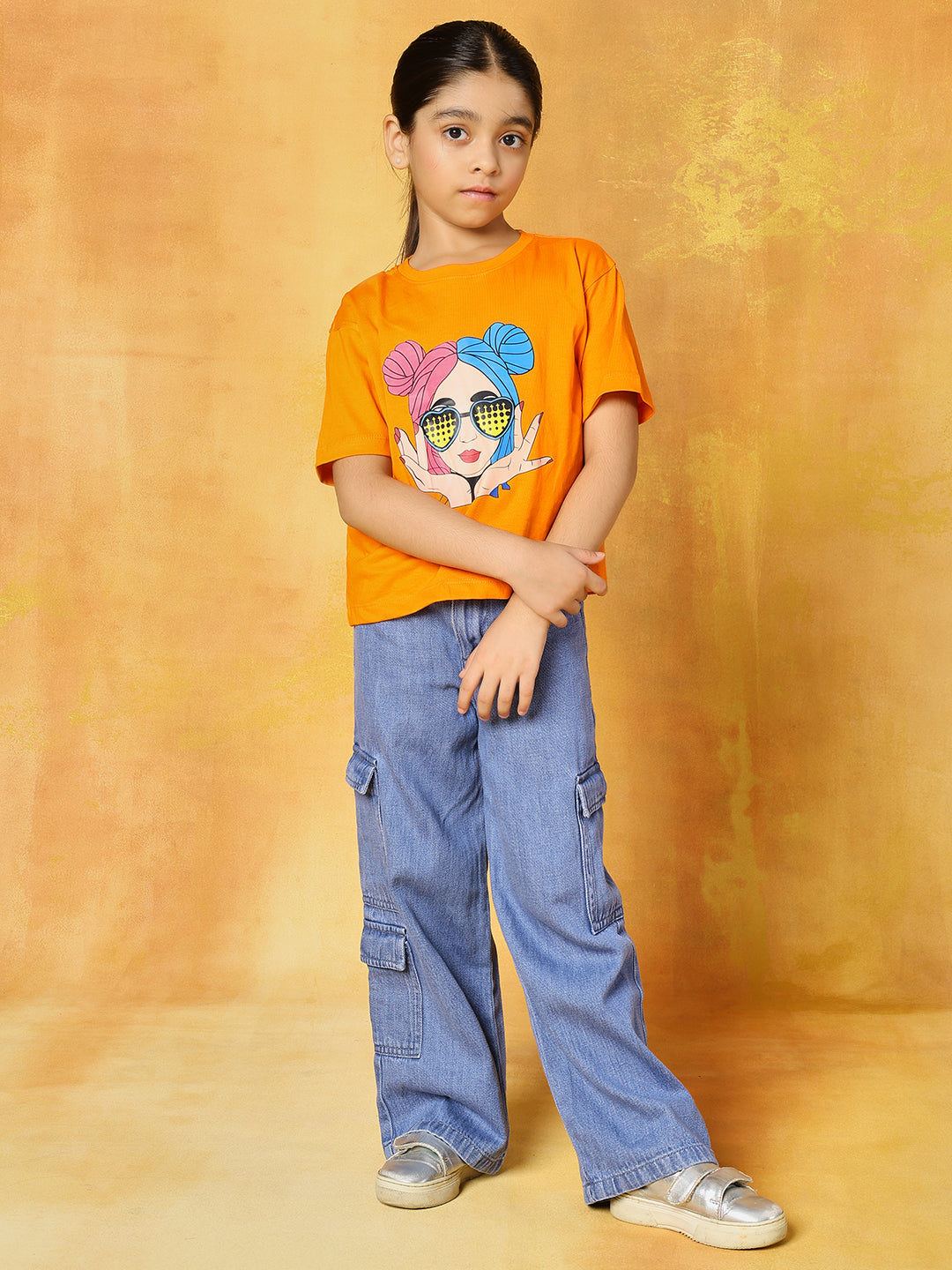 Pure cotton denim cargo with printed regular loose fit t-shirt