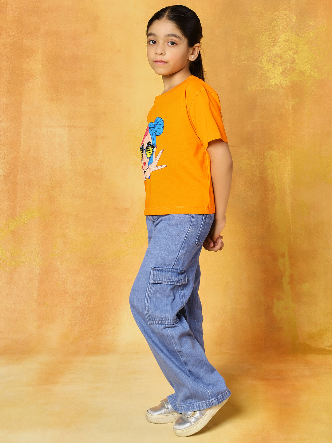 Pure cotton denim cargo with printed regular loose fit t-shirt