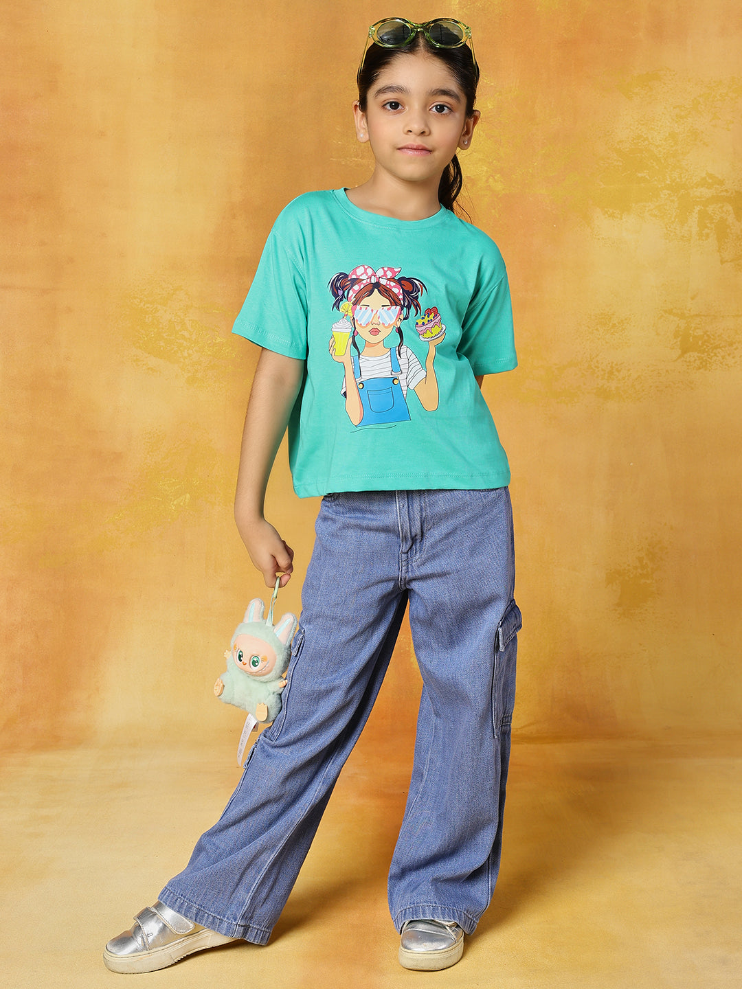 Pure cotton denim cargo with printed regular loose fit t-shirt