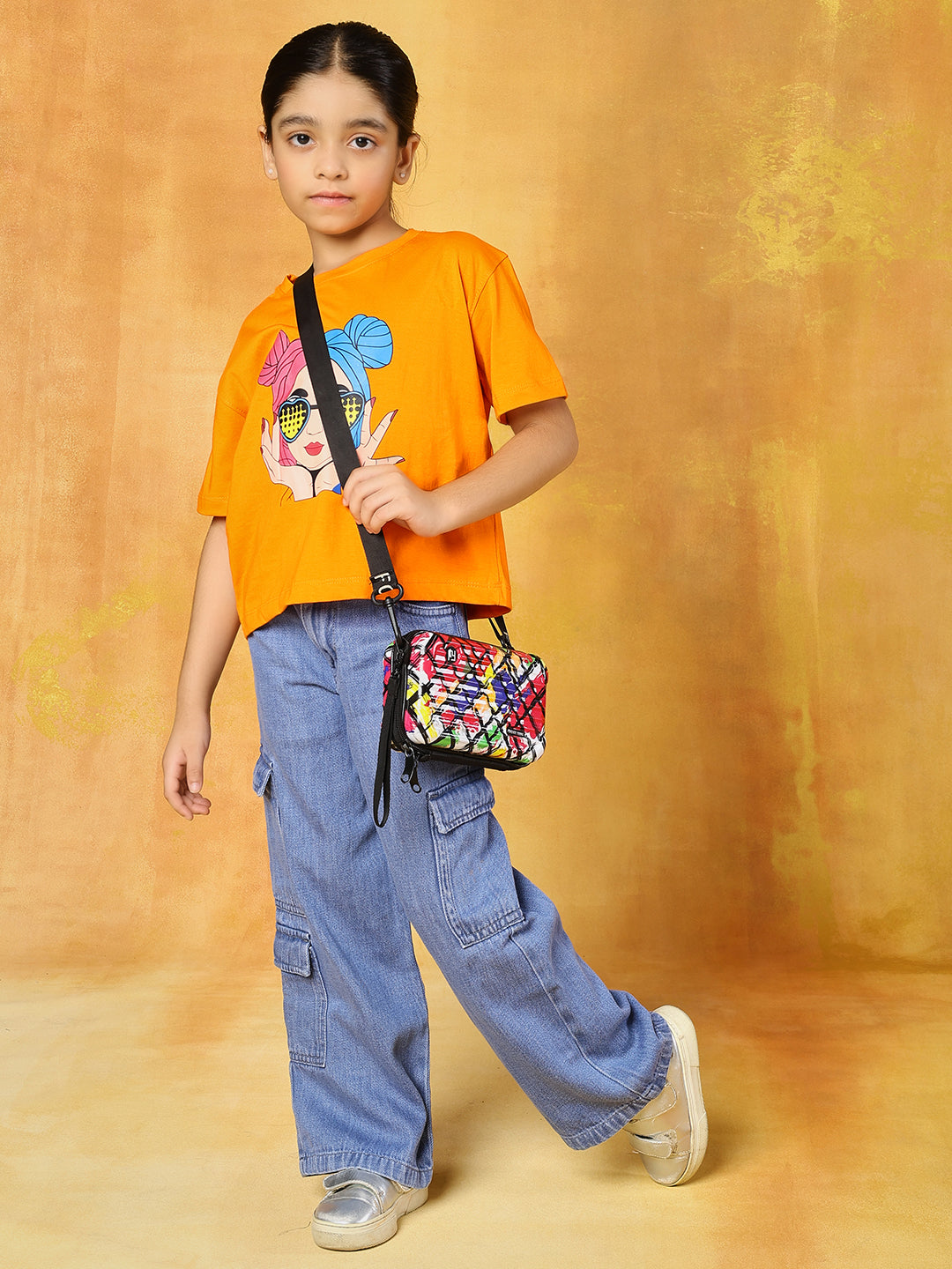 Pure cotton denim cargo with printed regular loose fit t-shirt